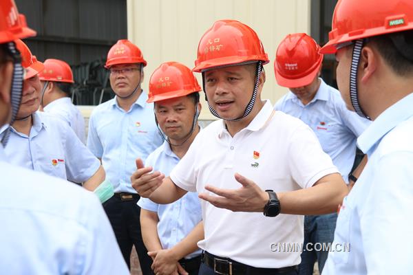 2021年，中金嶺南營業收入、歸母凈利潤超額完成預算目標，創近年來最高水平；位列《財富》中國500強第338位、制造業企業500強第299位，分別比上一年上升68位、30位。