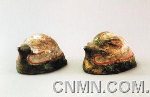 嵌貝鎏金銅鹿鎮