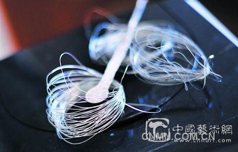 鑲嵌使用的不同粗細的銀絲