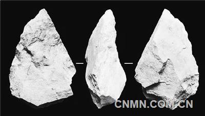 人類起源的開端極難判定,通常概括地說人類歷史有200多萬年,其中有歷史記載的部分最多只有五六千年,就時間而論,人類歷史幾乎全部是史前史,史前史一般可分為舊石器時代和新石器時代,新石器時代也只有1萬年左右,其余99%處于舊石器時代。