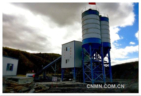 2015年9月25日凌晨2點，隨著最后一罐充填料漿完成攪拌制備并下放至920中段3號采空區，2015年井下采空區充填任務圓滿完成。