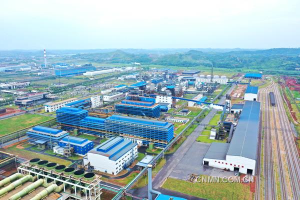 株冶有色以株冶集團轉移至衡陽常寧的30萬噸鋅項目為平臺組建,一年建成投產,一年達產達效,成為有色冶煉企業轉型升級、綠色發展的一道靚麗的風景線。