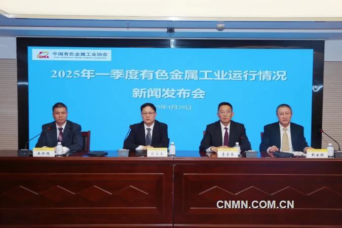 884488d1af734142a1807c24ae66034f