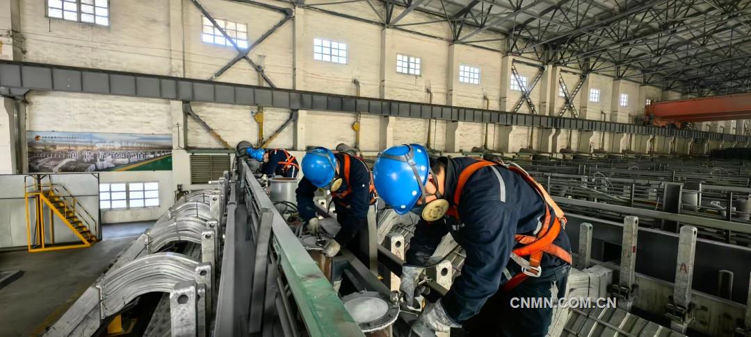 基層黨員攻堅電解槽技術難題