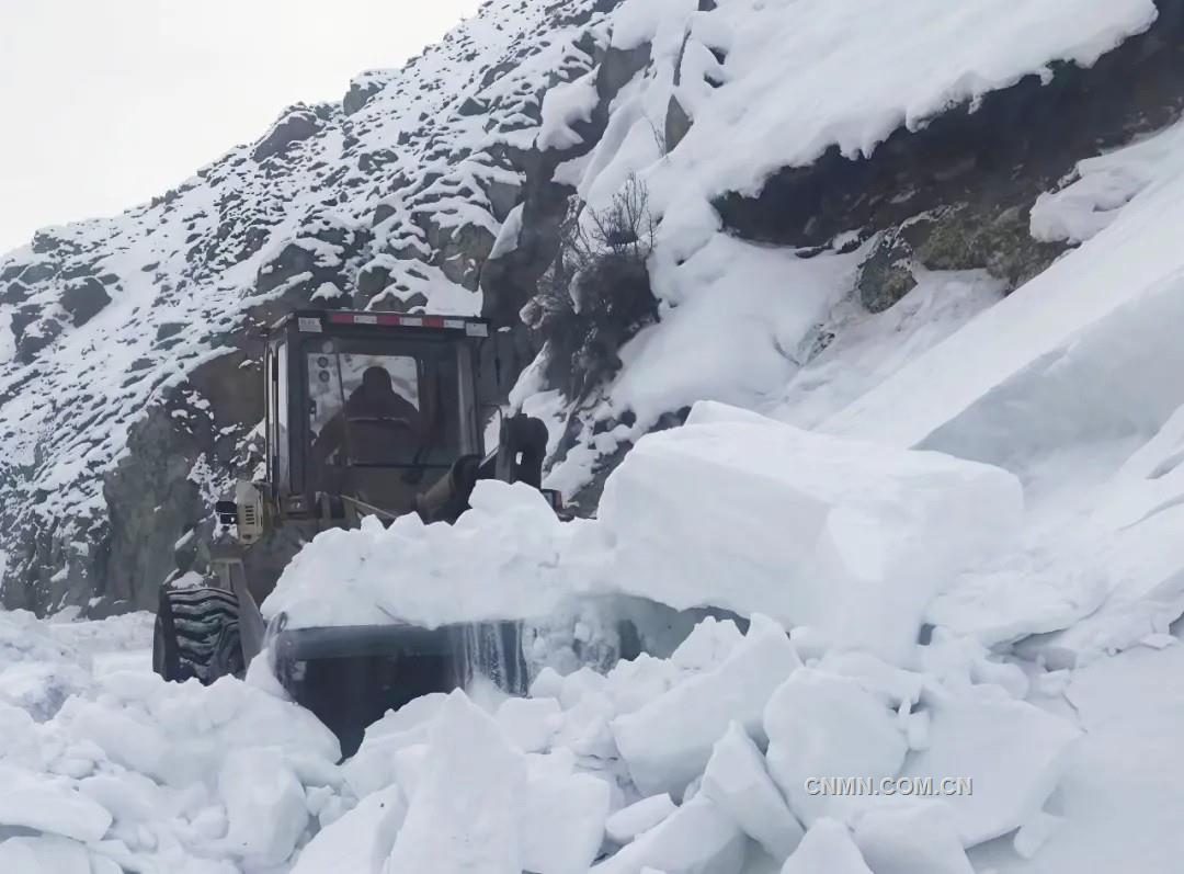 寒潮中，他們用責(zé)任與堅守護(hù)住“生產(chǎn)溫度”